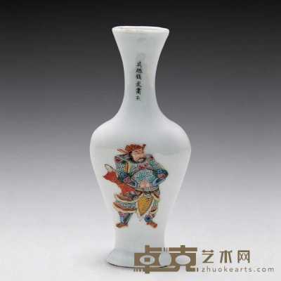 民国（1911-1949） 粉彩无双谱人物扁瓶 高13.7cm